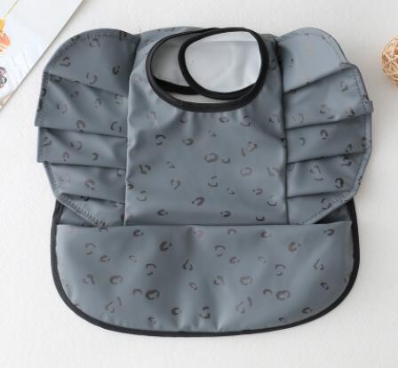 Lätzchen wasserdicht